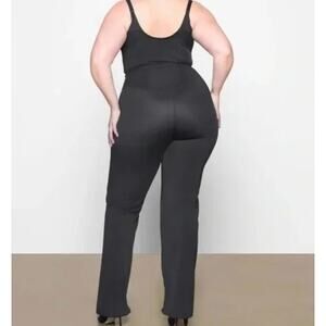 NWT SKIMS Glam Sculpt Flare Pants Black Ankle Zip Stretch Plus Size 4X